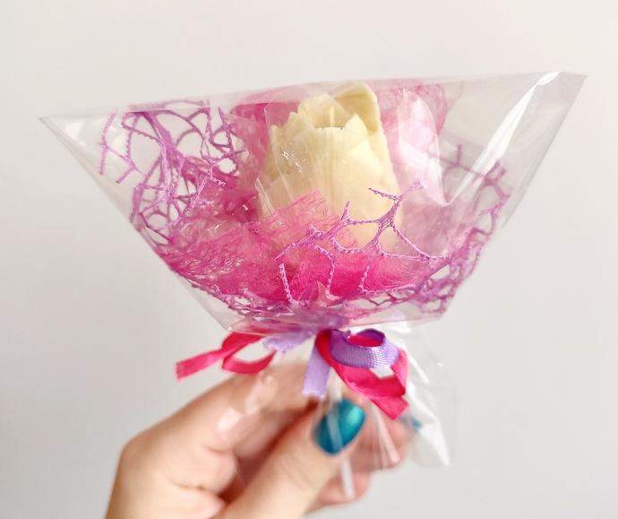 Tulipan duży z białej czekolady 